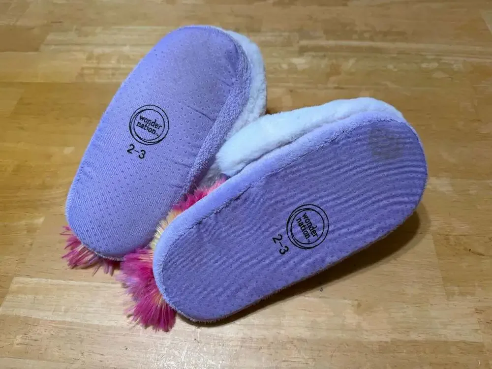 Wonder Nation Unicorn Plush Slippers Size 2-3